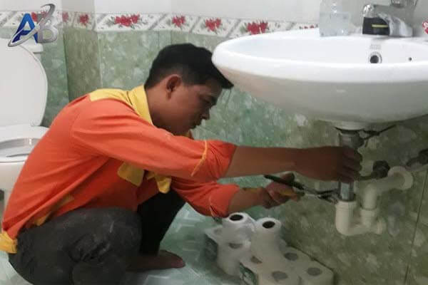 Thợ sửa ống nước